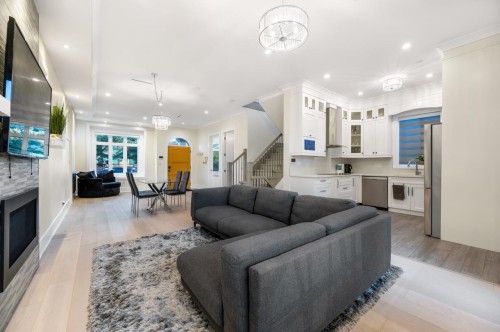 288 59Th Avenue E, Vancouver, BC 