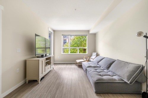 220-9233 Odlin Road, Richmond, BC 