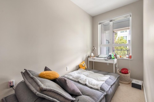 220-9233 Odlin Road, Richmond, BC 