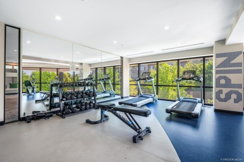 220-9233 Odlin Road, Richmond, BC 