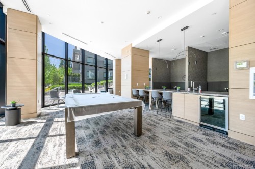 220-9233 Odlin Road, Richmond, BC 