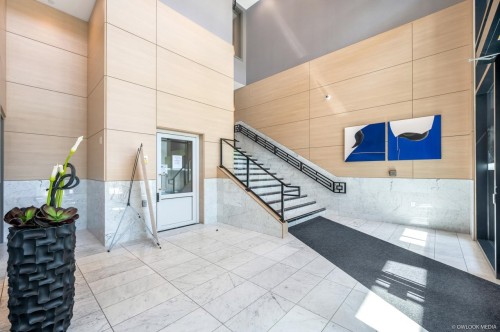 220-9233 Odlin Road, Richmond, BC 