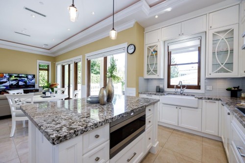 3928 34Th Avenue W, Vancouver, BC 