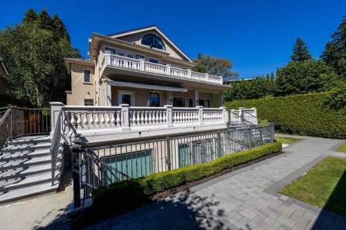 3928 34Th Avenue W, Vancouver, BC 