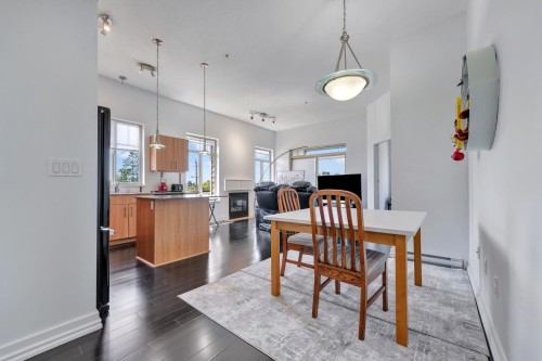 402-12020 207A Street, Maple Ridge, BC 