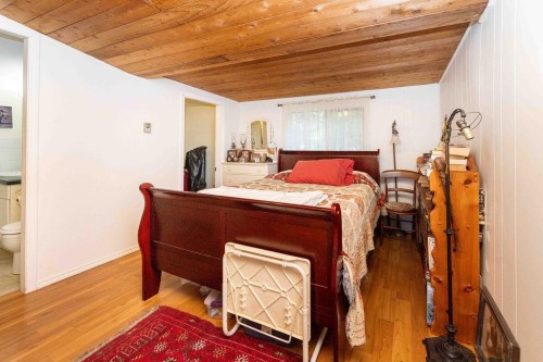 1618 Ocean Beach Esplanade, Gibsons, BC 