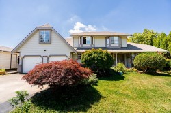 10583 245b Street  Maple Ridge, BC V2W 1G5