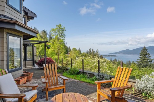 5207 Aspen Drive, West Vancouver, BC 