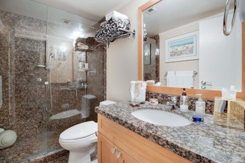 903-1745 Esquimalt Avenue, West Vancouver, BC 