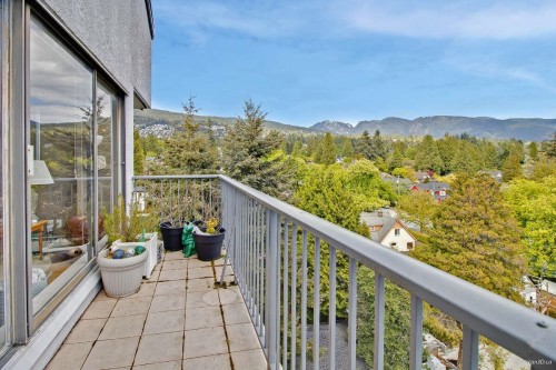 903-1745 Esquimalt Avenue, West Vancouver, BC 