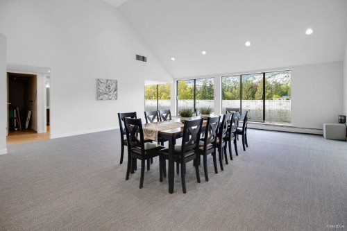 903-1745 Esquimalt Avenue, West Vancouver, BC 