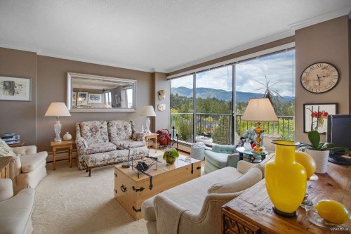 903-1745 Esquimalt Avenue, West Vancouver, BC 