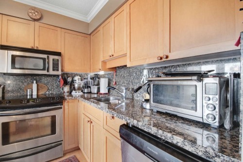 903-1745 Esquimalt Avenue, West Vancouver, BC 