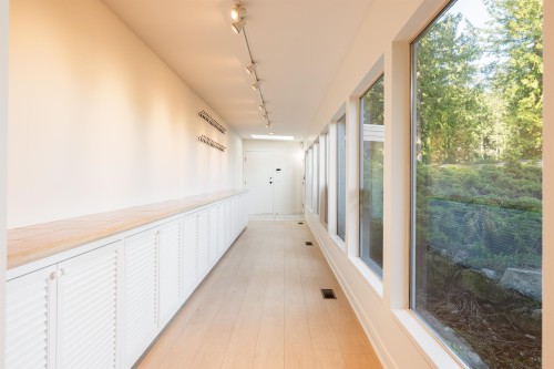 4060 Almondel Road, West Vancouver, BC 