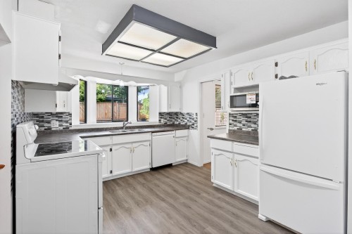 2242 Rampart Place, Port Coquitlam, BC 