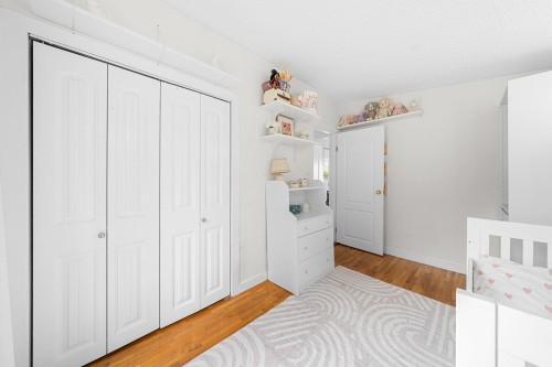 530 14Th Street W, North Vancouver, BC 