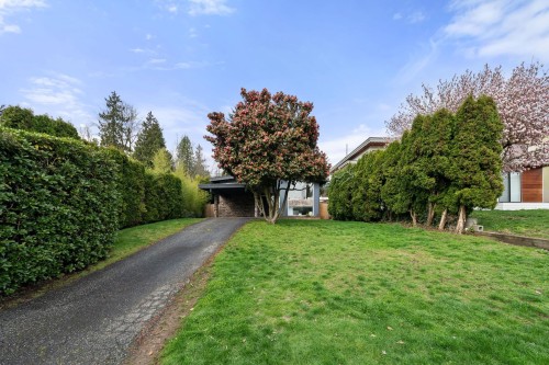 530 14Th Street W, North Vancouver, BC 