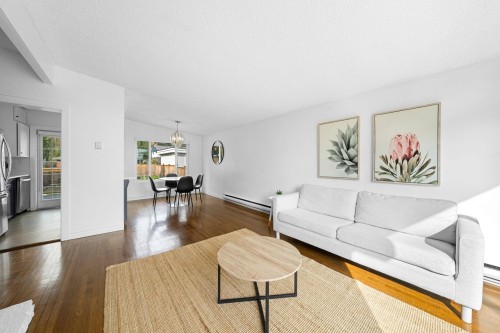 530 14Th Street W, North Vancouver, BC 