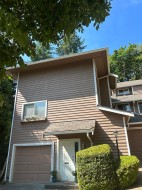 44-9000 Ash Grove Crescent  Burnaby, BC V5A 4M3