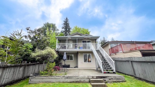 1553 Burrill Avenue, North Vancouver, BC 