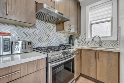 175 Delta Avenue, Burnaby, BC 