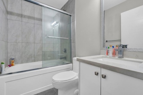 175 Delta Avenue, Burnaby, BC 