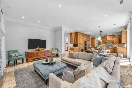 5530 Mcmaster Road, Vancouver, BC 