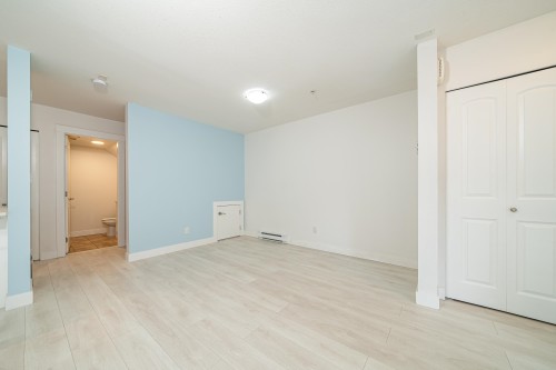 24-7428 14Th Avenue, Burnaby, BC 