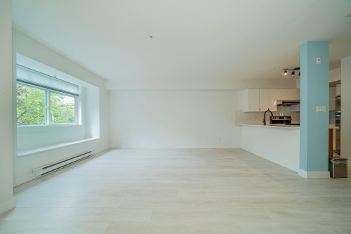 24-7428 14Th Avenue, Burnaby, BC 