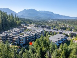 105-41328 Skyridge Place  Squamish, BC V8B 0Y7