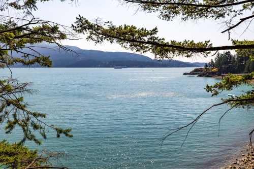 1345 Catalina Road, Bowen Island, BC 