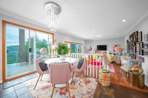 5343 Monte Bre Crescent, West Vancouver, BC 