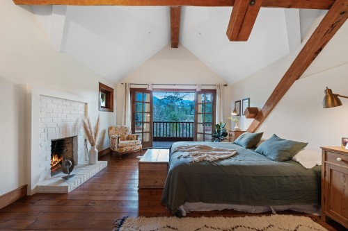 5851 Eagle Island, West Vancouver, BC 