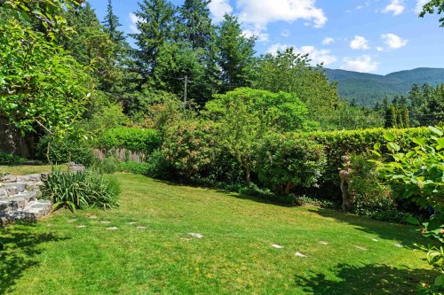 5851 Eagle Island, West Vancouver, BC 