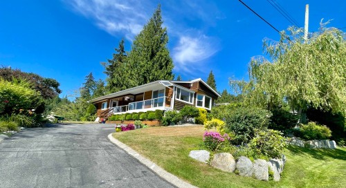 1436 Velvet Road  Gibsons, BC V0N 1V5