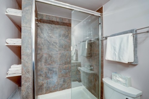 2208-1251 Cardero Street, Vancouver, BC 