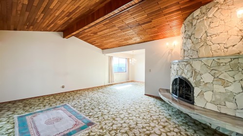 550 55Th Avenue E, Vancouver, BC 