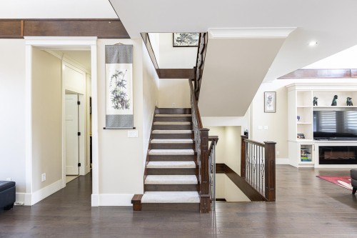 710 Roderick Avenue, Coquitlam, BC 