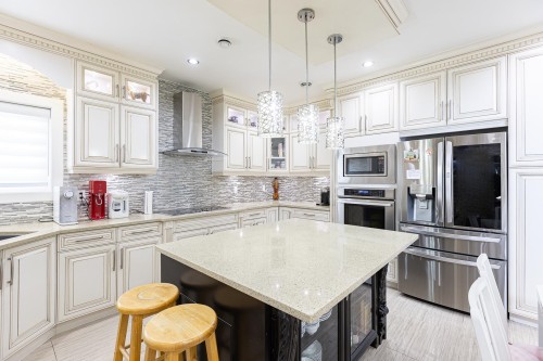 710 Roderick Avenue, Coquitlam, BC 