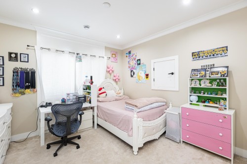 710 Roderick Avenue, Coquitlam, BC 