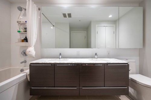 4-5233 Gilbert Road, Richmond, BC 