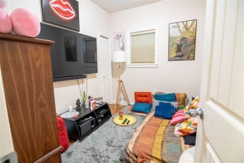 728 49Th Avenue E, Vancouver, BC 