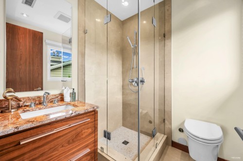 518 Ballantree Place, West Vancouver, BC 