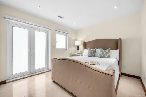 518 Ballantree Place, West Vancouver, BC 