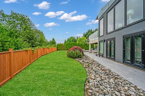 518 Ballantree Place, West Vancouver, BC 