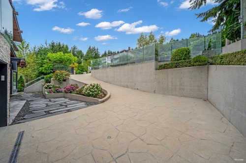 518 Ballantree Place, West Vancouver, BC 