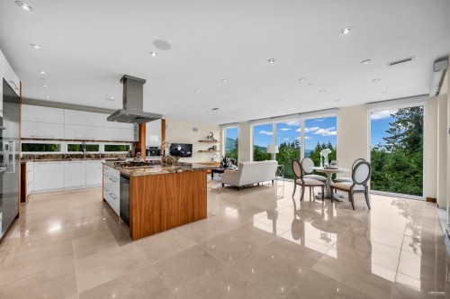 518 Ballantree Place, West Vancouver, BC 