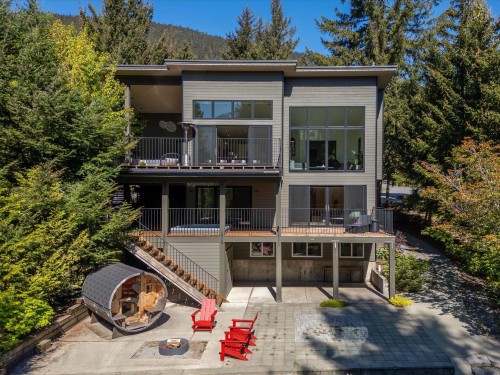 8476 Matterhorn Drive  Whistler, BC V8E 0G1