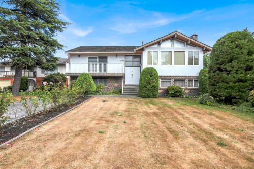 3760 Bargen Drive  Richmond, BC V6X 2R8