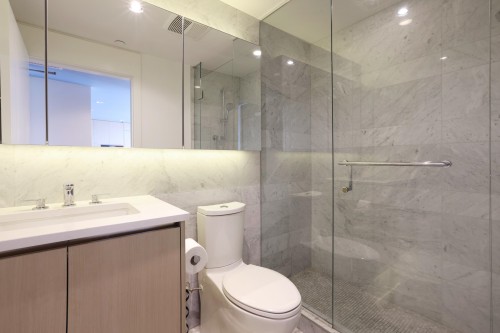 2820-89 Nelson Street, Vancouver, BC 